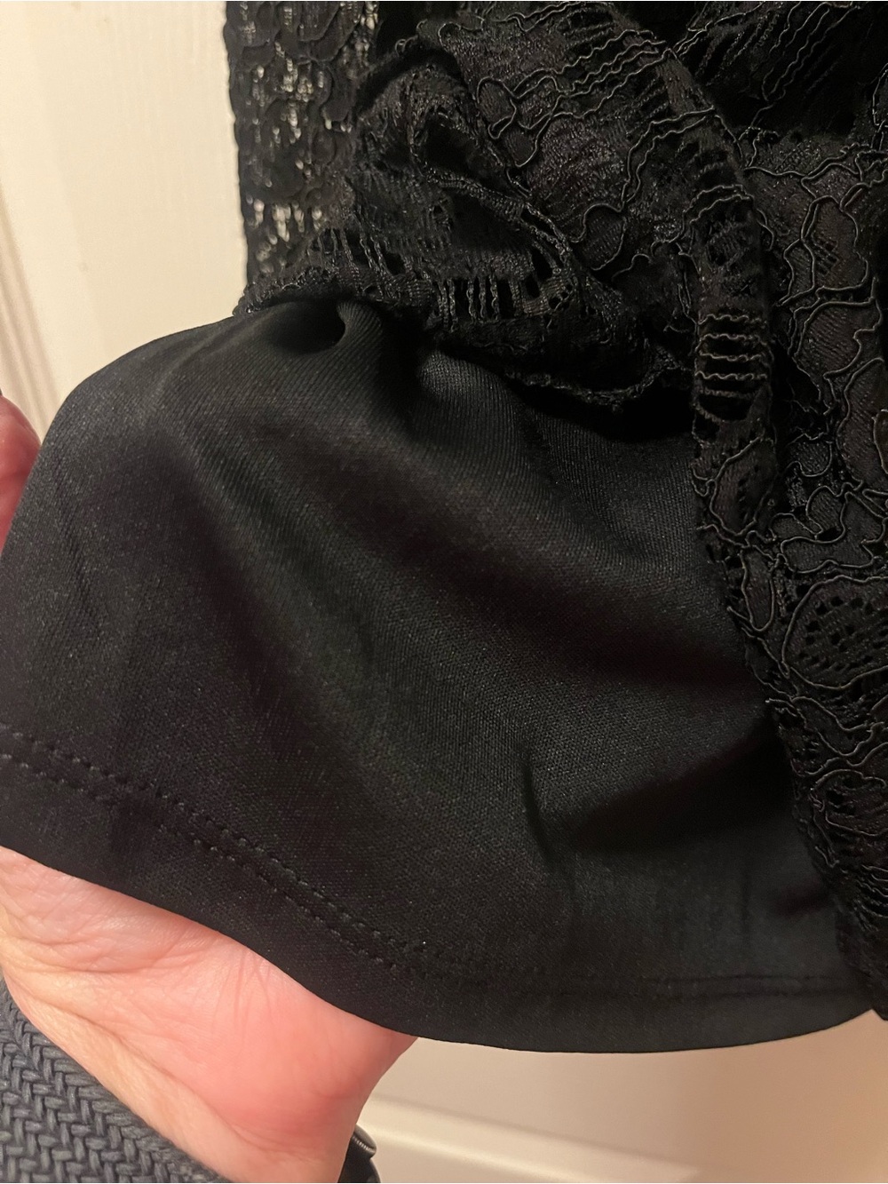 Monteau Los Angeles Black Lace Peplum Top Womens Sz M Lg Sleeve Romantic Blouse - Picture 5 of 10
